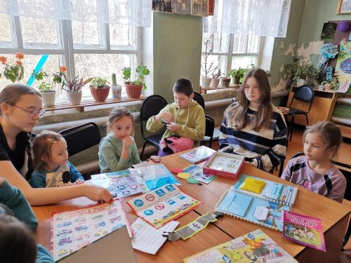 Кызыл Байракта юл хәрәкәте кагыйдәләрен искә төшерделәр