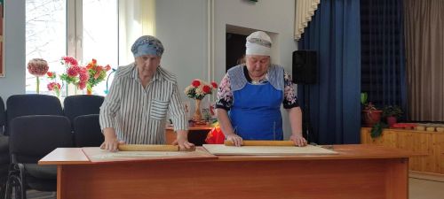 Бакча Сарайлылар МХО сугышчыларына өй токмачы әзерләп җибәрделәр