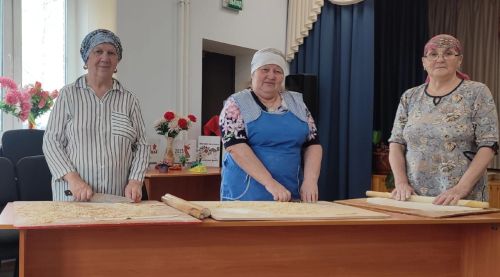 Бакча Сарайлылар МХО сугышчыларына өй токмачы әзерләп җибәрделәр