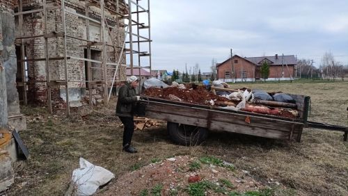 В Кильдееве сельчане вышли на субботник