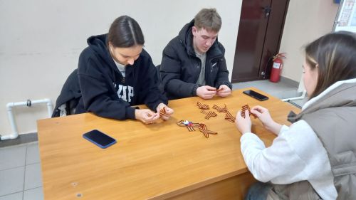 В Вахитовском СДК прошел час патриотизма «Георгиевская ленточка – символ Победы»