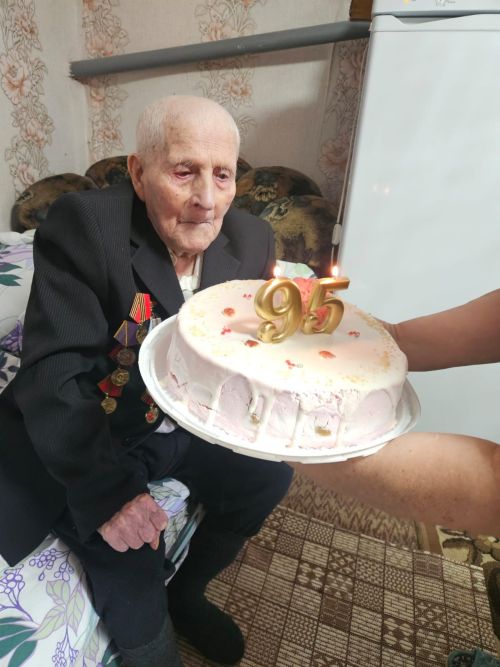 Николаю Тугееву из Больших Мемей исполнилось 95 лет
