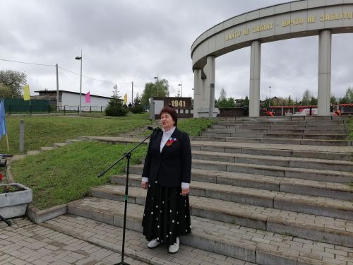 Библиотекари провели в Парке Героев акцию «Голос Победы» 9 Мая