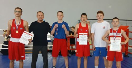 Глеб Мазанов из Нижнего Услона стал победителем турнира по боксу