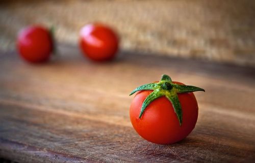 Посадка томатов в мае 2025 года по лунному календарю: лучшие дни и советы