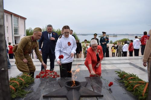 Вечный огонь в Верхнем Услоне — дань памяти Героям Великой Отечественной войны