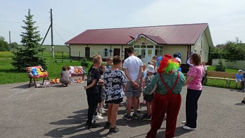 «Вот оно, какое наше лето»: яркий праздник детства в Кильдееве