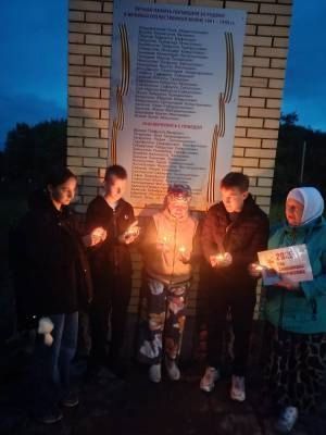 «Свеча памяти» в Вахитове: жители почтили подвиг героев Великой Отечественной