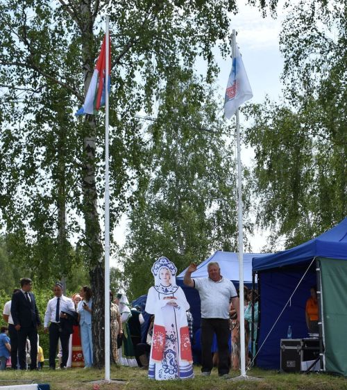 Яркие моменты Сабантуя в Верхнем Услоне: борьба, концерты и народные гуляния