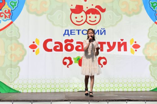 Яркие моменты Сабантуя в Верхнем Услоне: борьба, концерты и народные гуляния