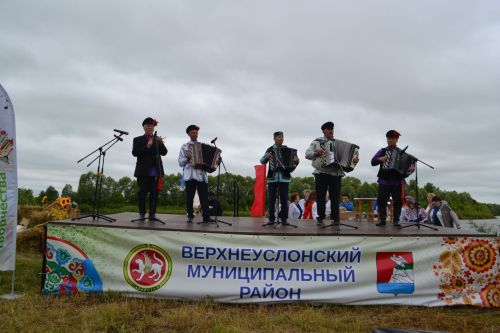 В селе Соболевское прошел фестиваль народного творчества «Играй гармонь»