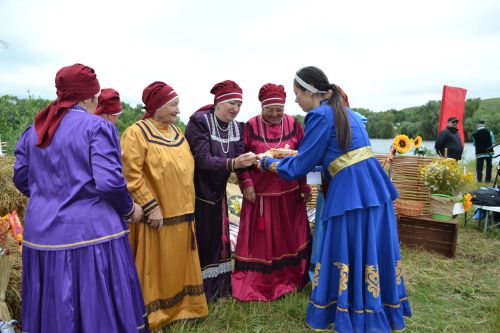 В селе Соболевское прошел фестиваль народного творчества «Играй гармонь»