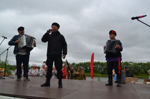 В селе Соболевское прошел фестиваль народного творчества «Играй гармонь»