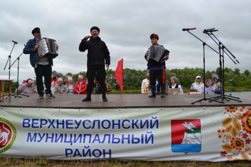 В селе Соболевское прошел фестиваль народного творчества «Играй гармонь»