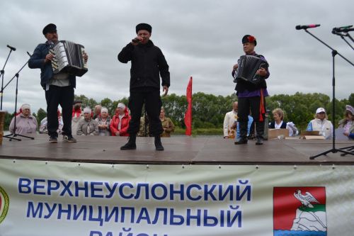 В селе Соболевское прошел фестиваль народного творчества «Играй гармонь»