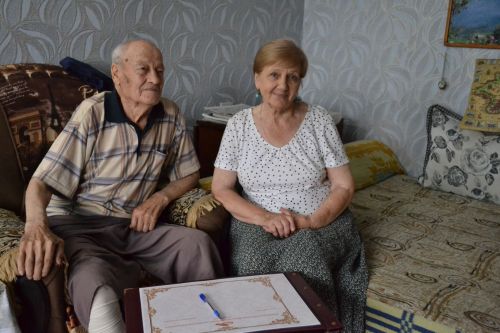 Супруги Низамовы из Верхнего Услона отметили изумрудную свадьбу