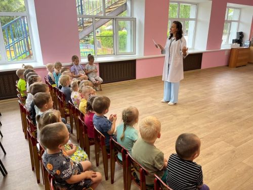 “Каенкай” тәрбияләнүчеләре витаминнар яраталар