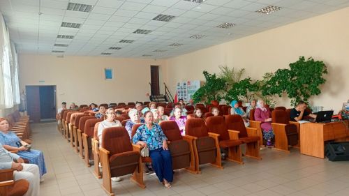 Семья как главная ценность: праздник в Макуловском ДК