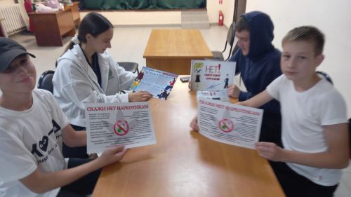 Вахитта яшүсмерләр белән наркотикларсыз тормыш турында әңгәмә узды