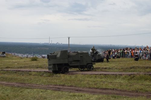 На Соколке реконструировали масштабное сражение Гражданской войны