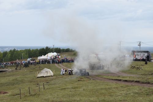 На Соколке реконструировали масштабное сражение Гражданской войны