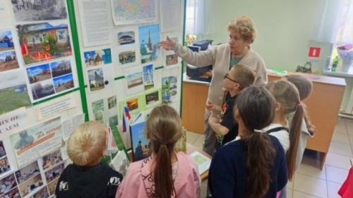 Макылда туган якны өйрәнү сәгате узды