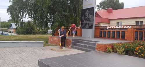 В Макулове привели в порядок памятник участникам Великой Отечественной войны
