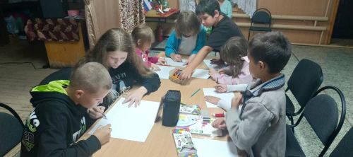 «Волшебный сундучок» и «Лучи светофора» порадовали ямбулатовских ребят