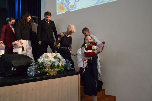 Августовская конференция в Верхнем Услоне: награждение