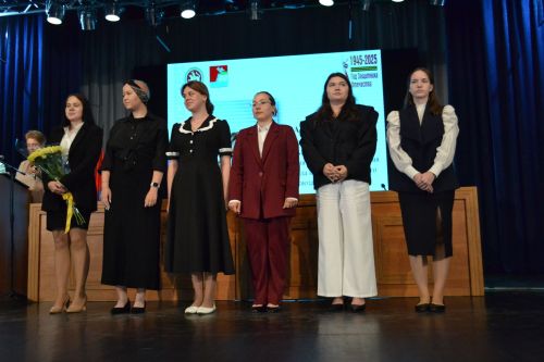 Августовская конференция в Верхнем Услоне: награждение