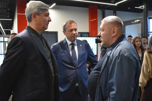 Единый день голосования в Иннополисе: роботы, собаки и блины!
