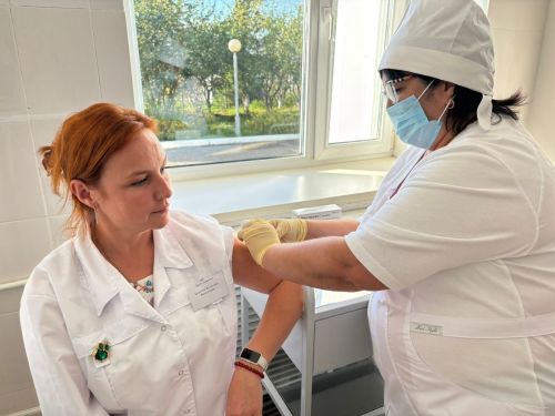 Вакцинация от гриппа началась в Верхнеуслонском доме-интернате