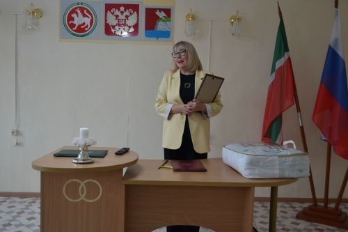 Супруги Исламовы из Вахитова отметили изумрудный юбилей свадьбы