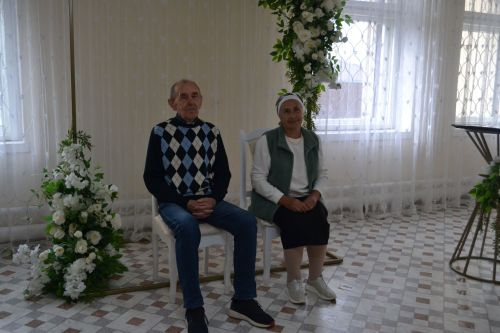 Супруги Исламовы из Вахитова отметили изумрудный юбилей свадьбы
