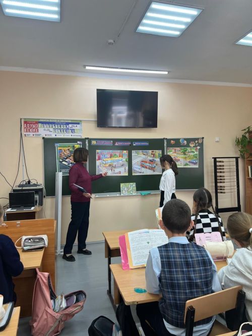 Уроки безопасности дорожного движения прошли в Набережно-Морквашской школе