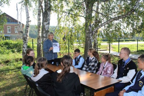 Экологическое мероприятие для школьников прошло в Кураловском ДК
