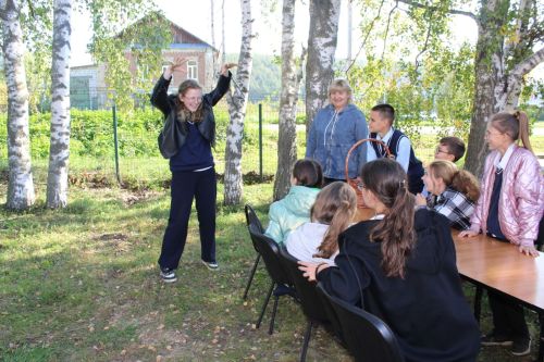 Экологическое мероприятие для школьников прошло в Кураловском ДК