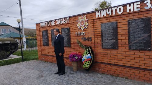 Презентация книги о подвиге танкиста Коновалова в Казанском таковом училище