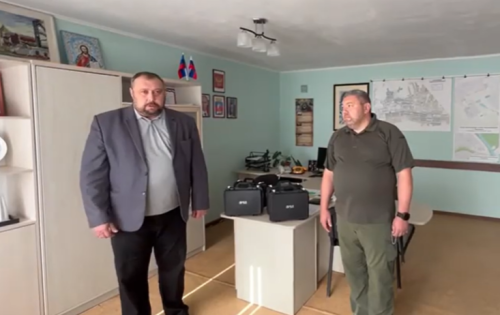 Глава Верхнеуслонского района передал гуманитарную помощь жителям ЛНР