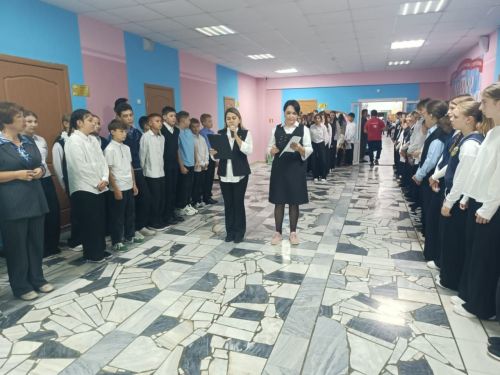 Гимназиядә Беслан фаҗигасенә багышланган чара узды