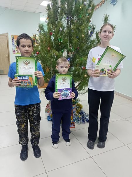 Новогодний турнир по шашкам прошёл для подростков в Русском Макулове