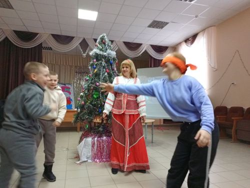 Фольклорная программа «Бабьи каши» прошла для детей в Макулове