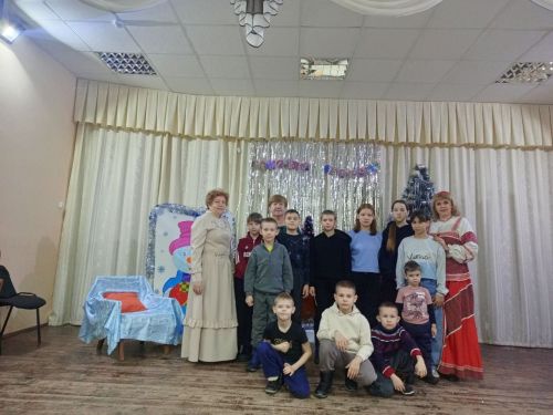 Фольклорная программа «Бабьи каши» прошла для детей в Макулове