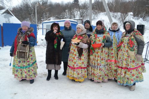 В Печищах отметили Крещение фольклором, соблюдая традиционные обряды