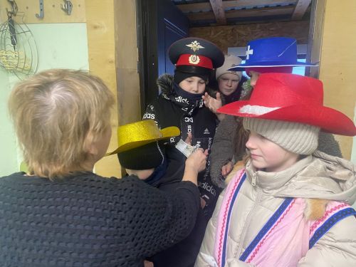 В Введенской Слободе прошли новогодние колядки с детьми