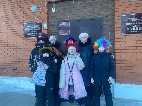 В Введенской Слободе прошли новогодние колядки с детьми