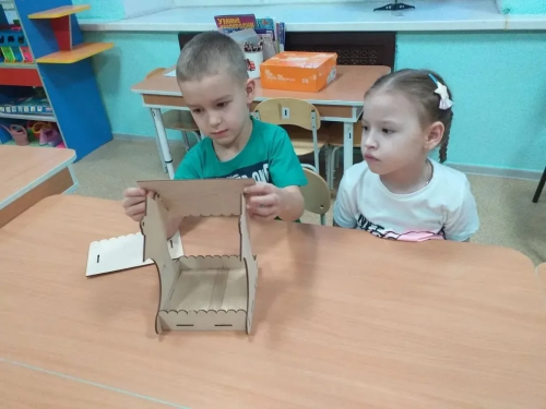 “Каенкай” балалары кышлаучы кошларга ярдәм итәләр