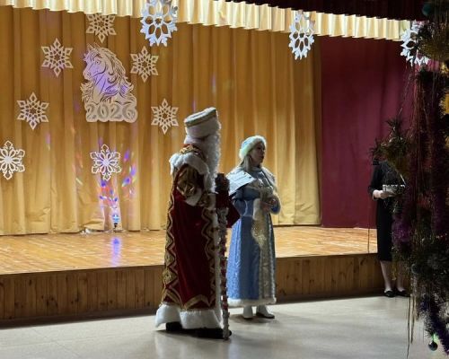 В Майданском ДК жители встретили Новый год на праздничном балу