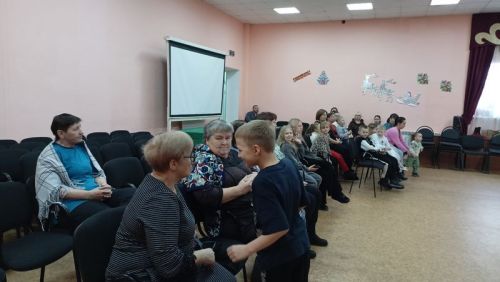 Новогодние забавы для детей устроили в Кильдеевском СДК