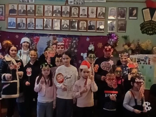 Кызыл Байракта гаиләләр өчен «Исәнме, Яңа ел!» уен программасы үтте